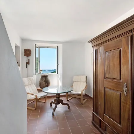 Rustico Con Vista Mare 빌라 *